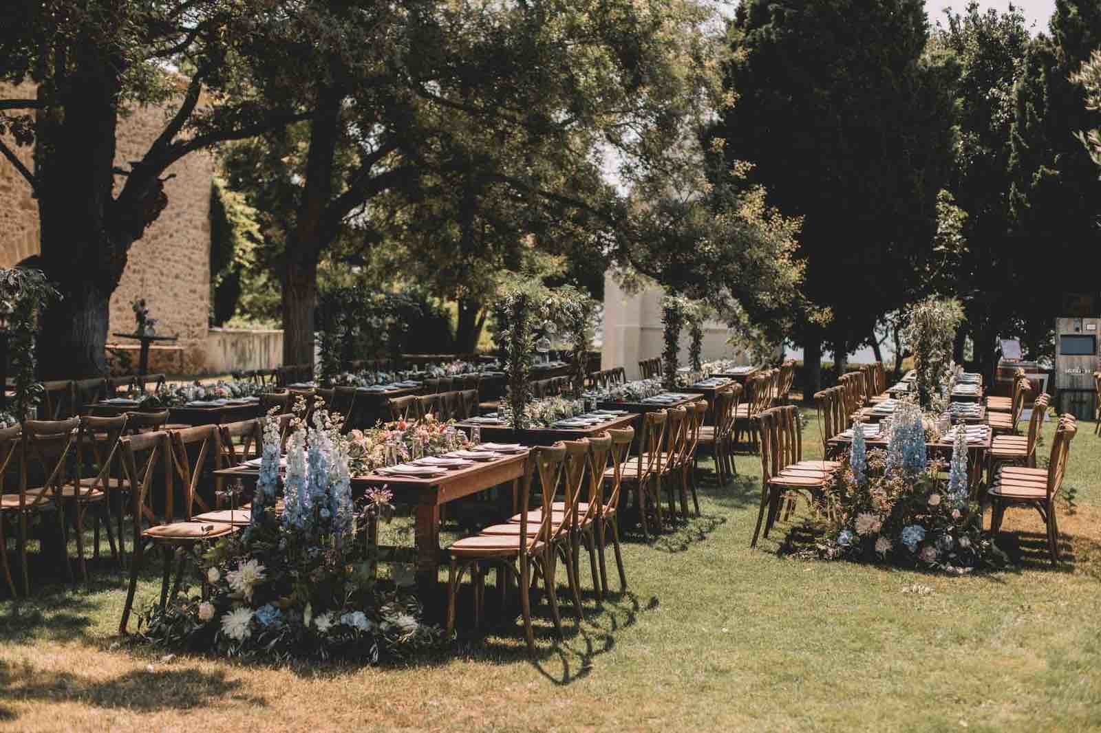Ceremonie-mariage-centre-table-domaine-moures-99